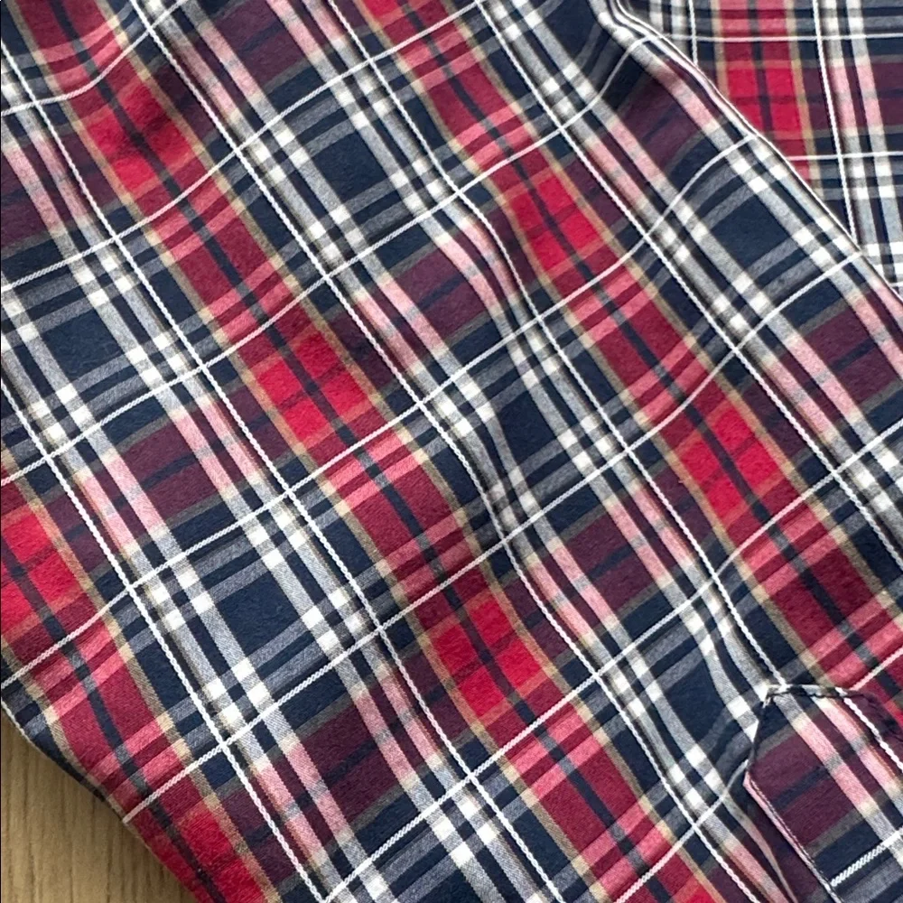 Banana Republic Non-Iron Tailored Slim Fit Red and Blue Plaid Button Down Large